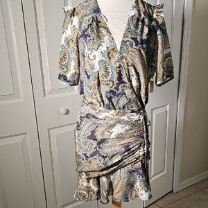 Veronica Beard Silk Dakota Paisley‎ Wrap Dress Size 2.